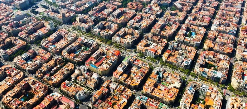 Discover the best neighborhoods in Barcelona to live with children